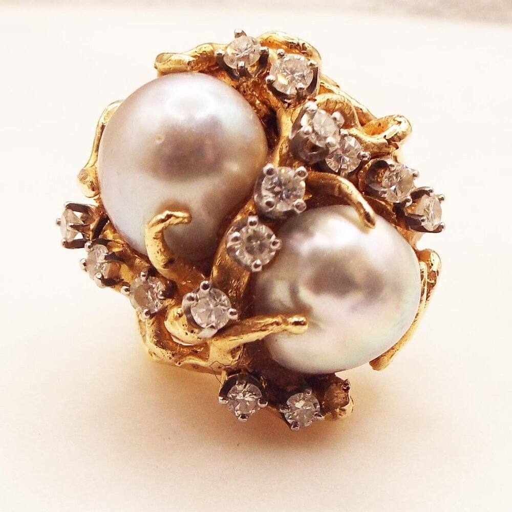 OCEAN 14K GOLD 32 GR., W/ 2 -12 MM GREY MOBE PEARLS & .34 TW DIAMONDS SZ. 4 RING